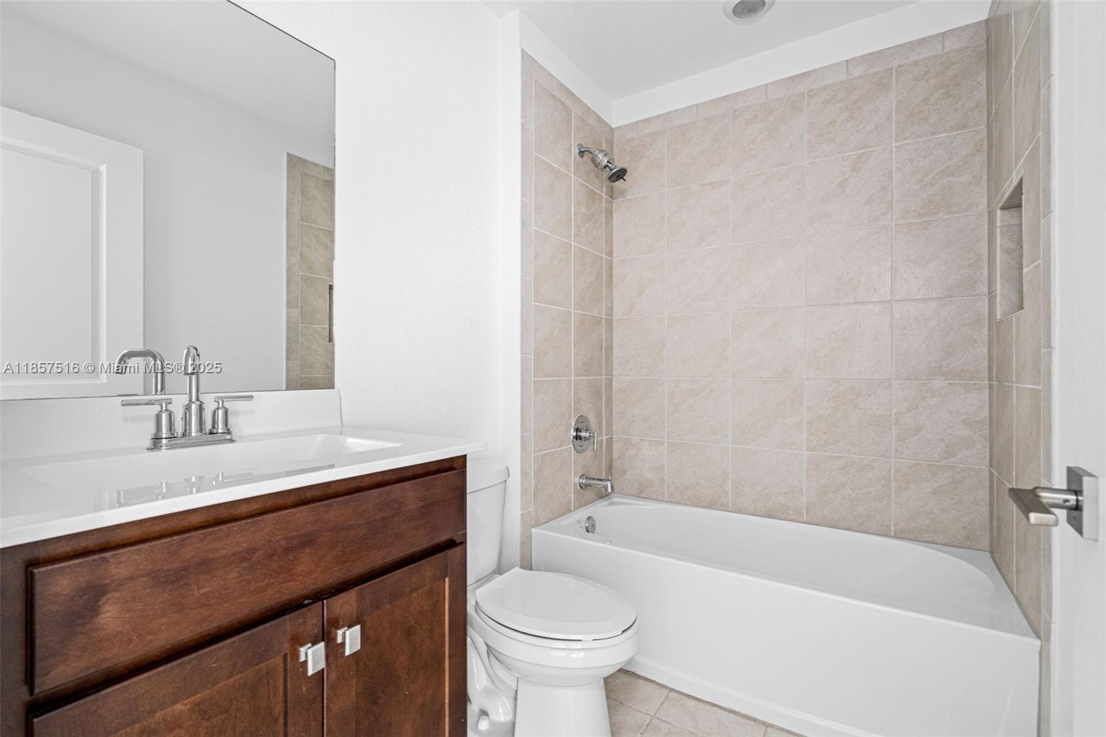 TOWNS AT SEASCAPE - Residential