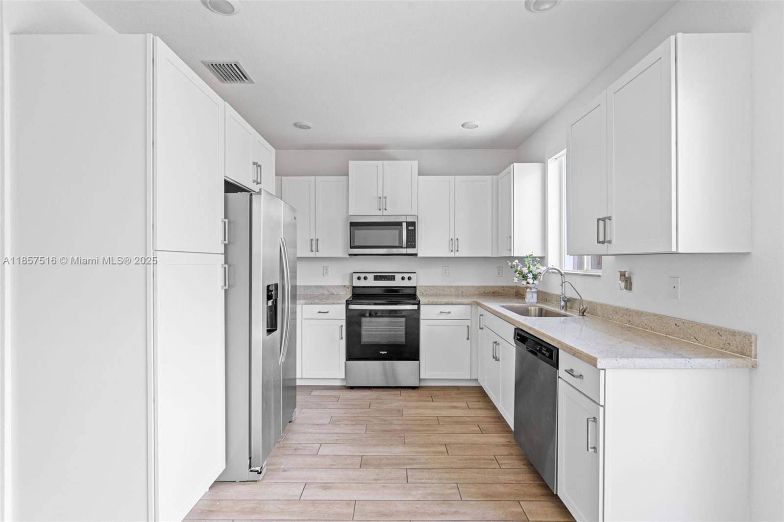 TOWNS AT SEASCAPE - Residential