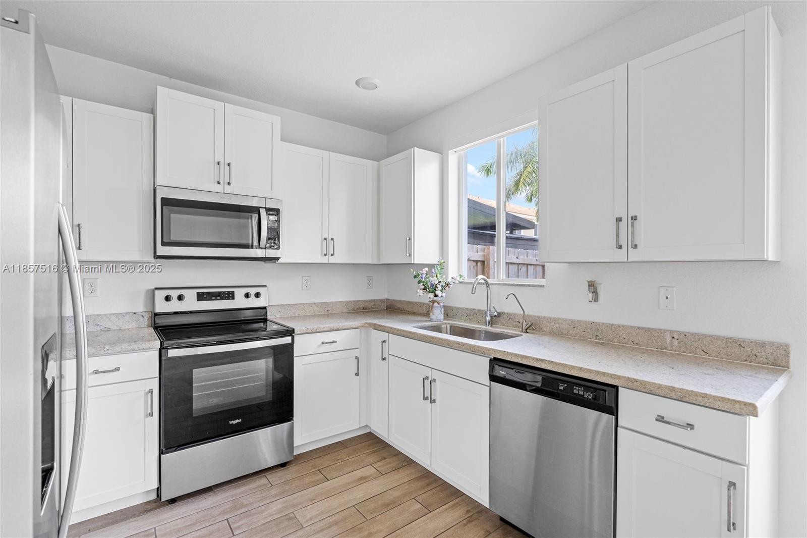 TOWNS AT SEASCAPE - Residential