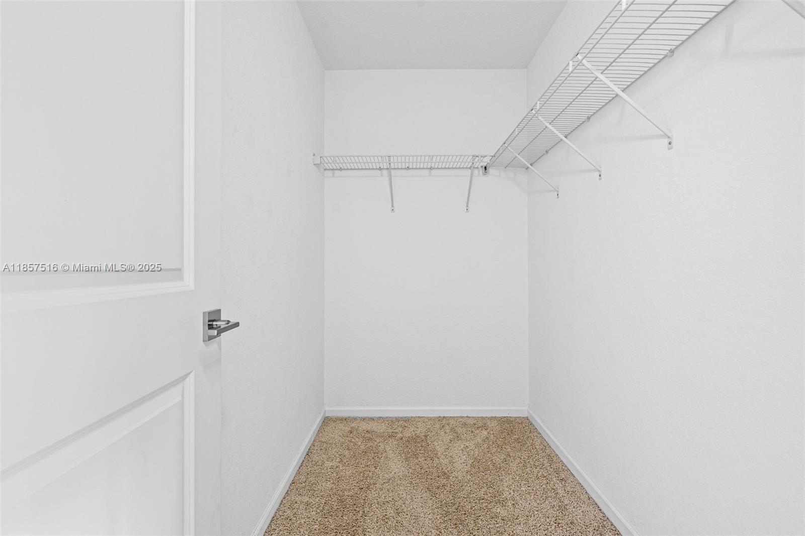 TOWNS AT SEASCAPE - Residential