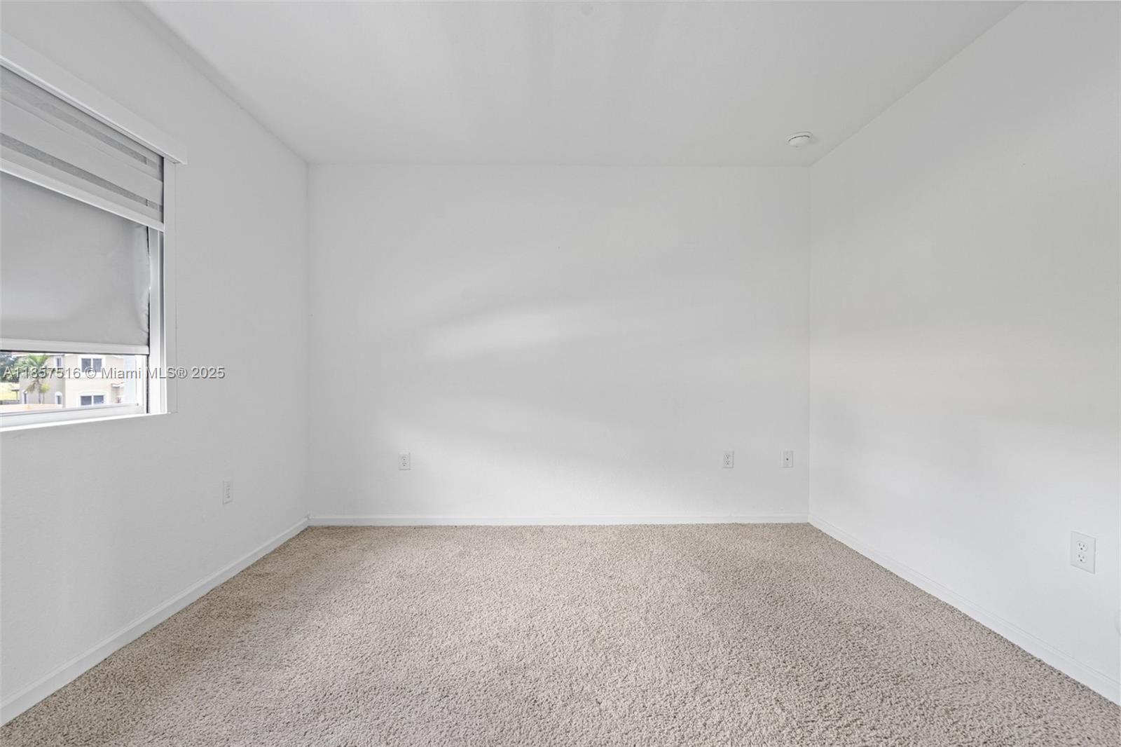 TOWNS AT SEASCAPE - Residential