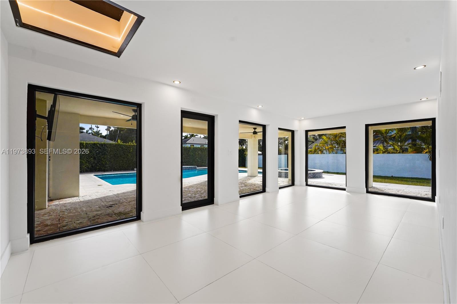 OLD CUTLER SHORES - Residential