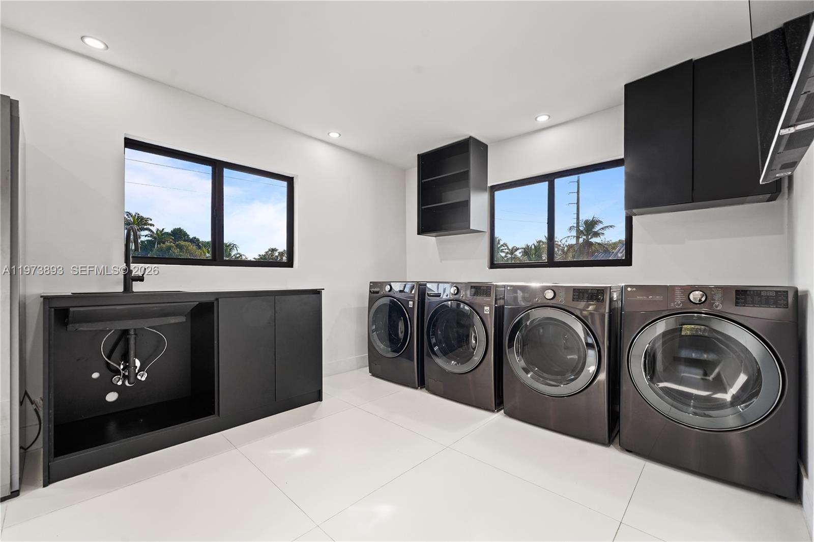 OLD CUTLER SHORES - Residential