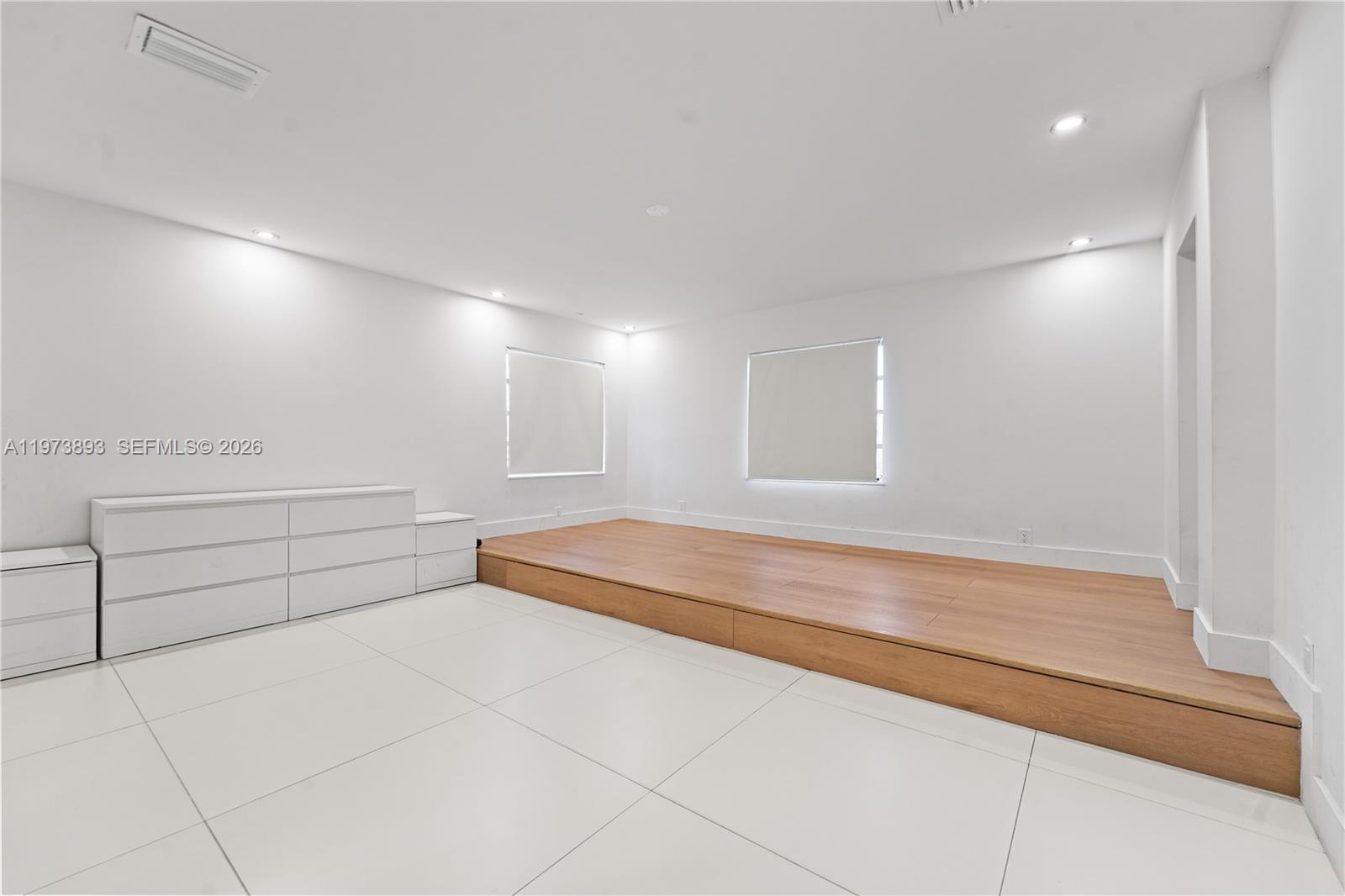 OLD CUTLER SHORES - Residential