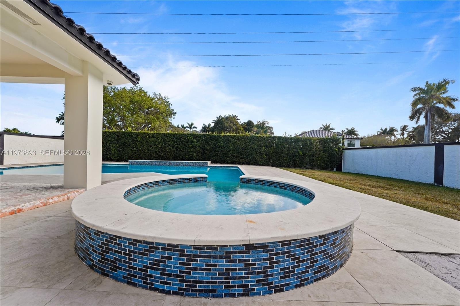 OLD CUTLER SHORES - Residential