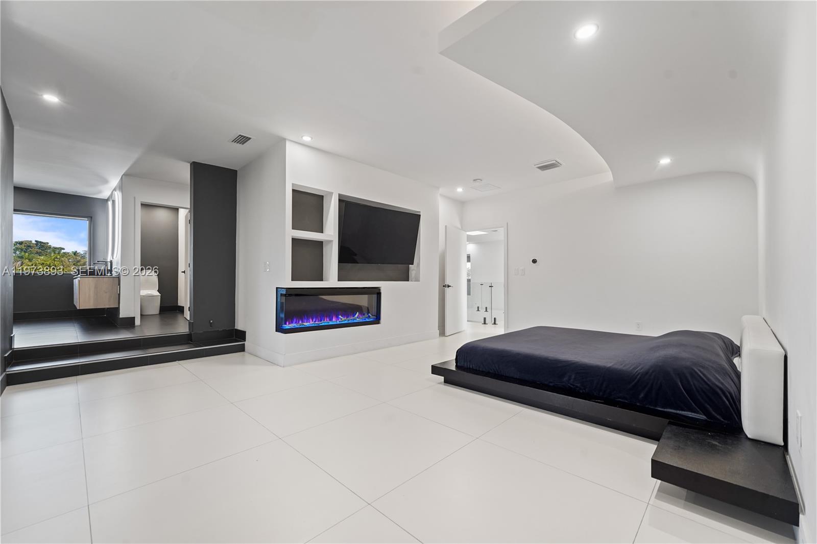 OLD CUTLER SHORES - Residential