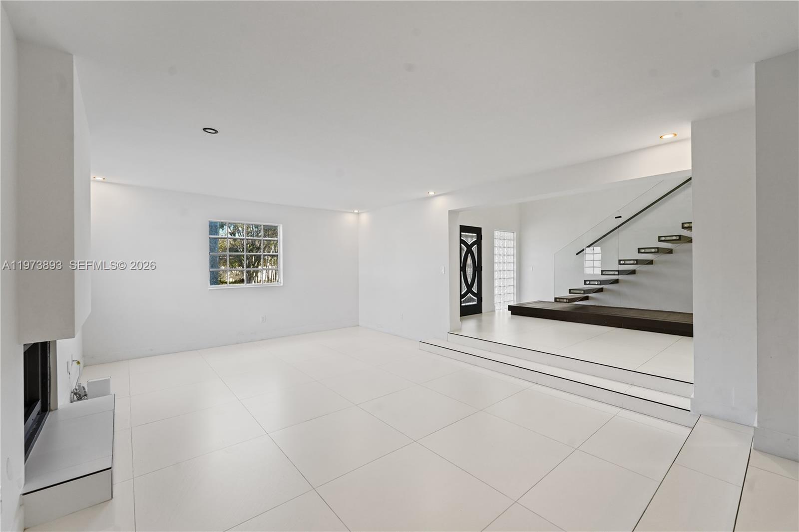 OLD CUTLER SHORES - Residential