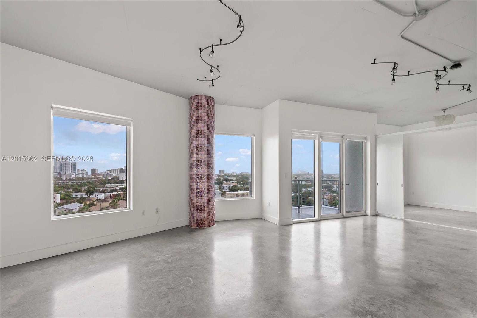 NEO CONDO - Residential