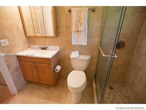 VILLAGE OF KINGS CREEK CO - Residential Lease