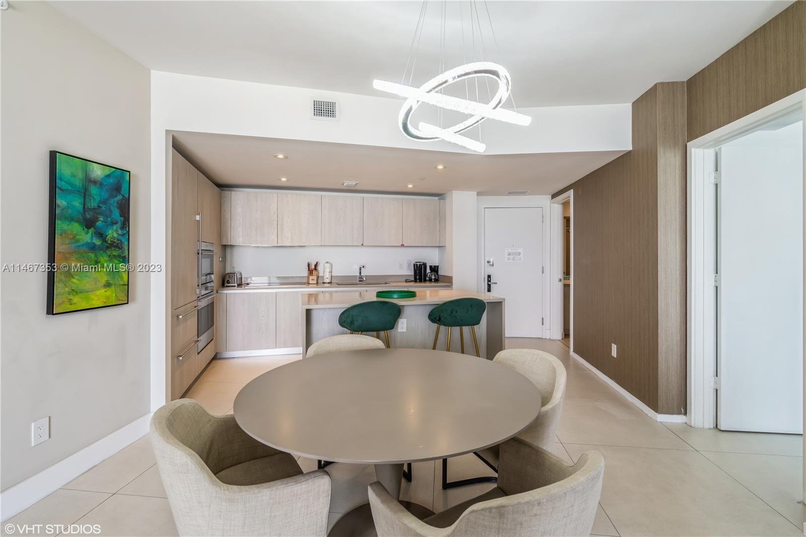 4111 SOUTH OCEAN DRIVE CO - Residential