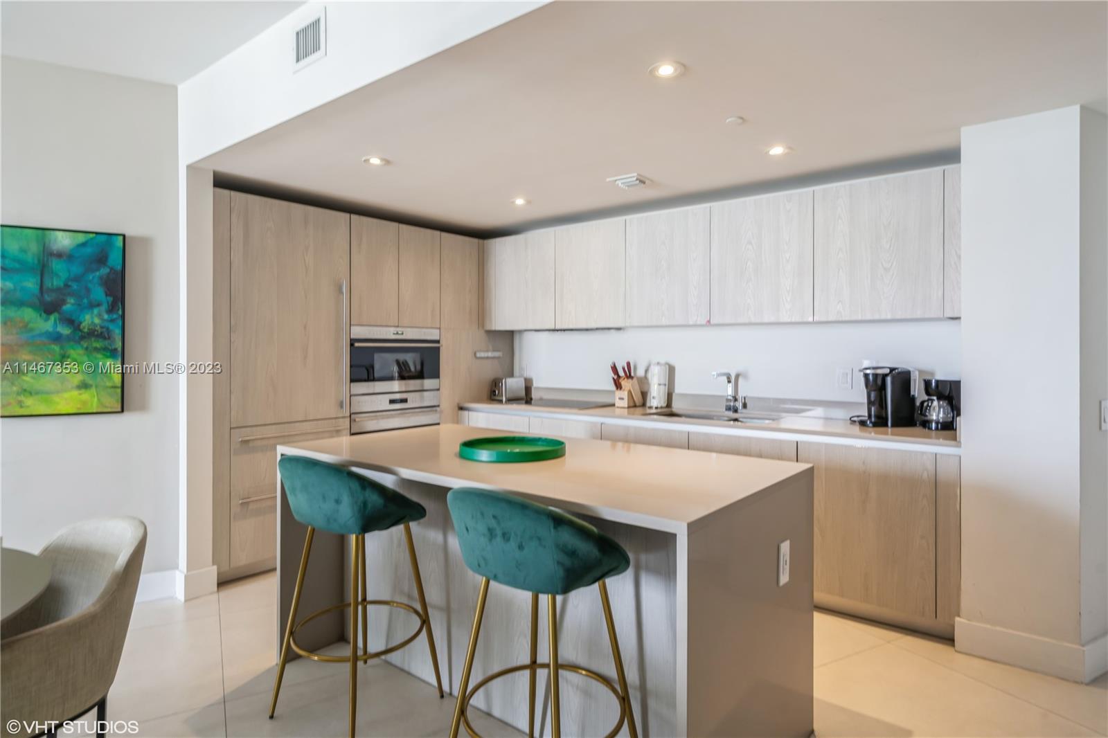 4111 SOUTH OCEAN DRIVE CO - Residential