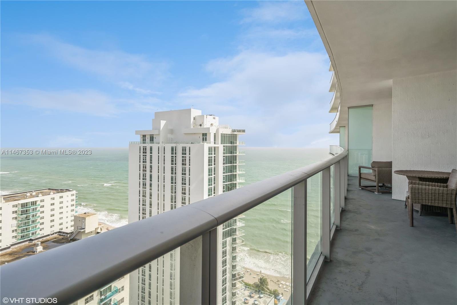 4111 S Ocean Dr 2006