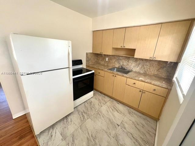 BISCAYNE HEIGHTS - Residential Lease