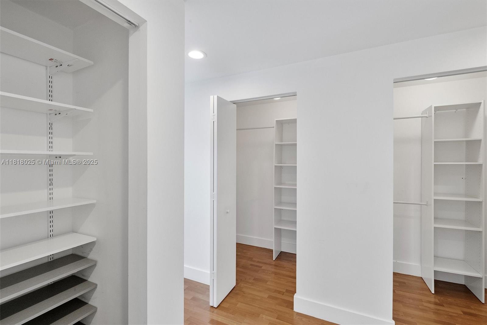 3030 AVENTURA CONDO - Residential
