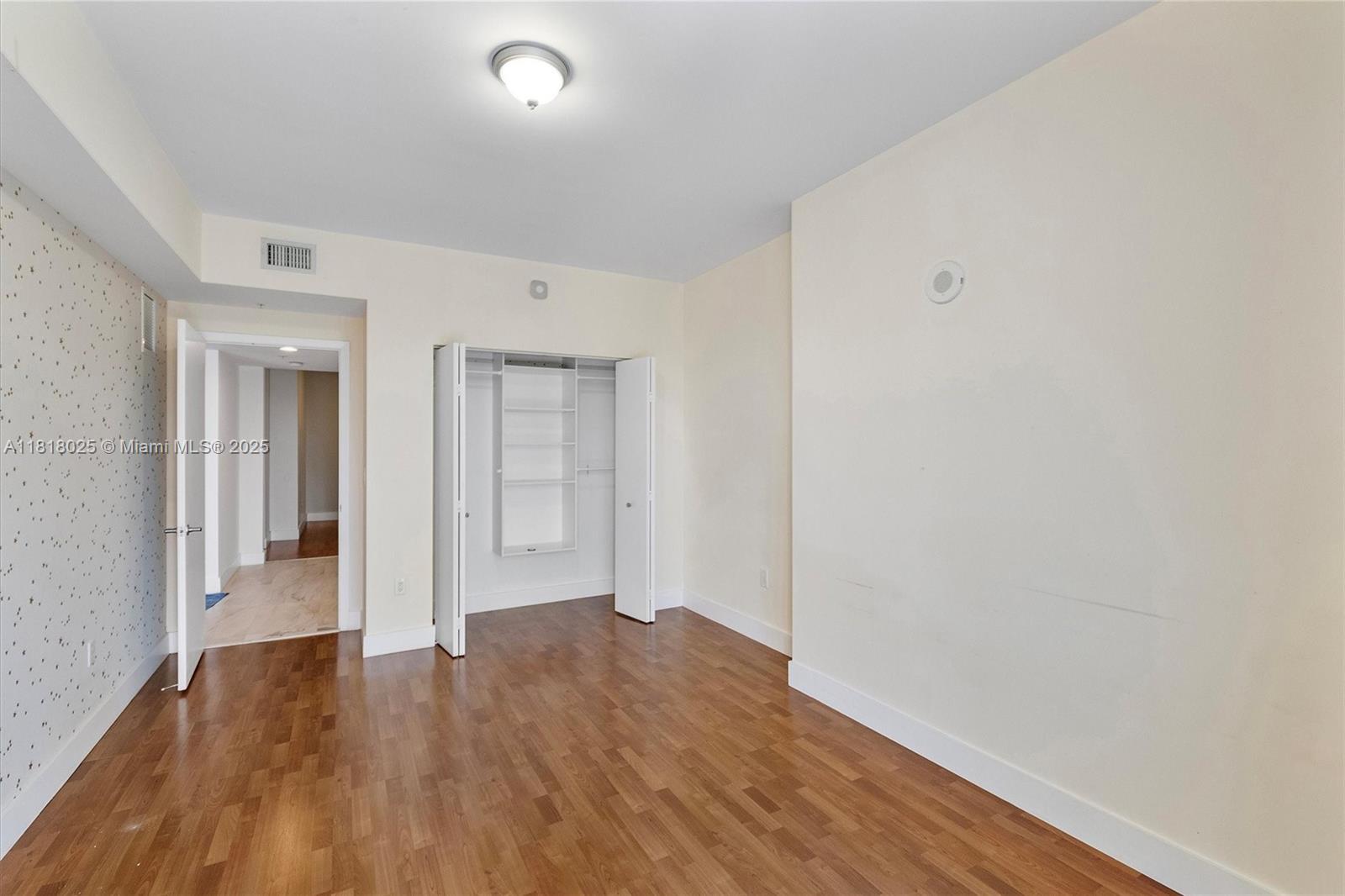 3030 AVENTURA CONDO - Residential