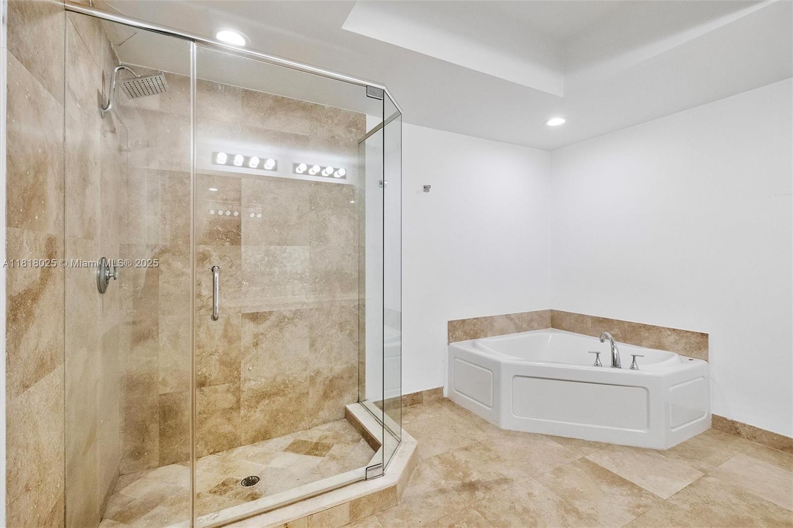 3030 AVENTURA CONDO - Residential