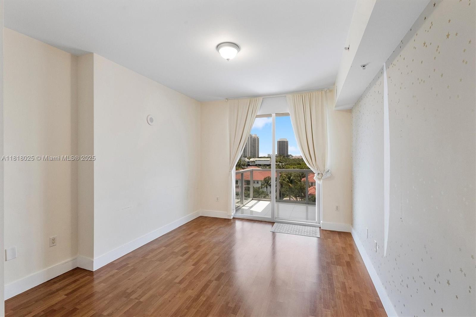 3030 AVENTURA CONDO - Residential
