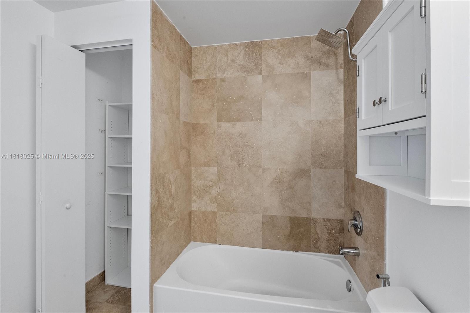 3030 AVENTURA CONDO - Residential