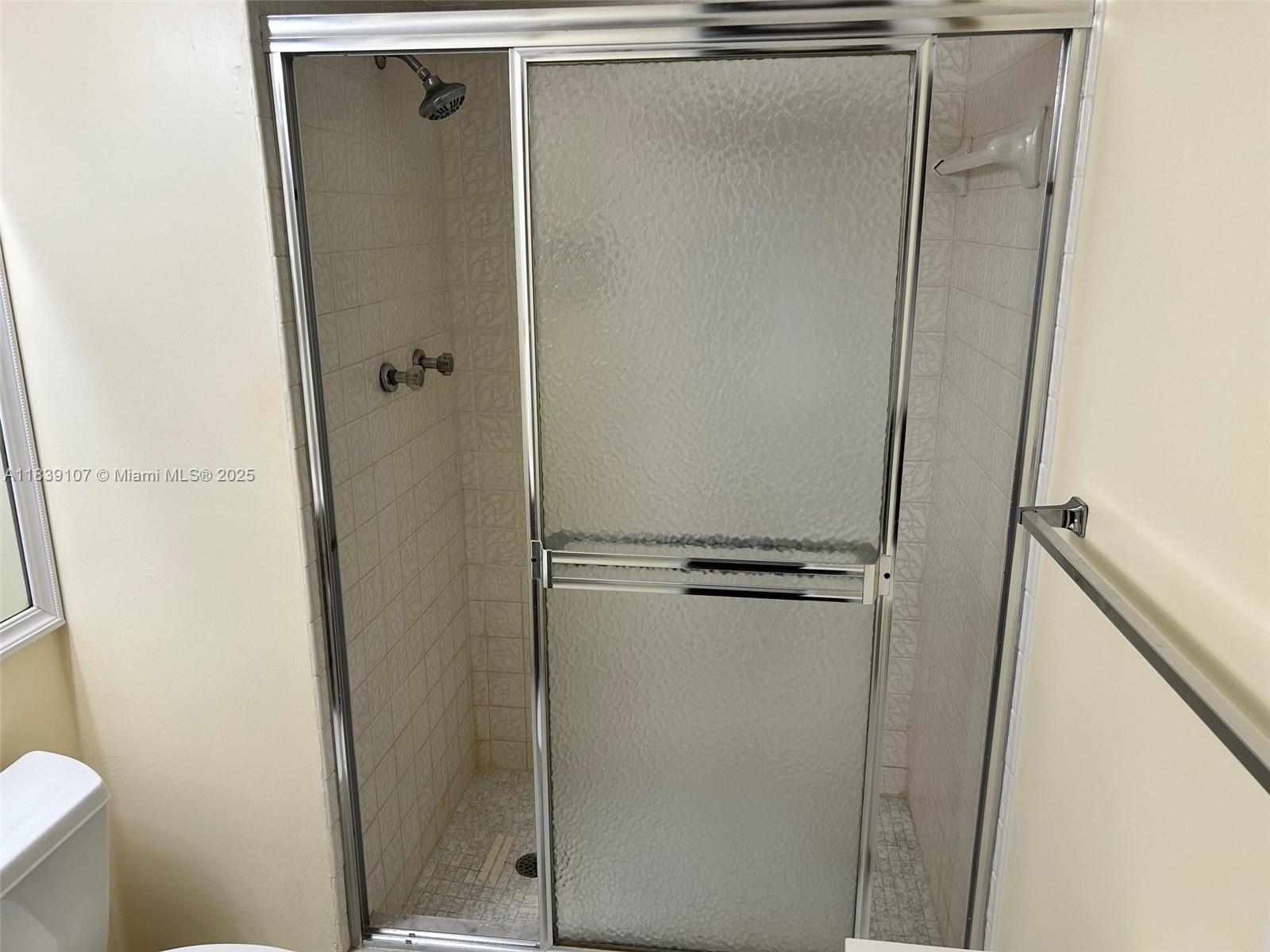 HOLLYBROOK GOLF - Residential