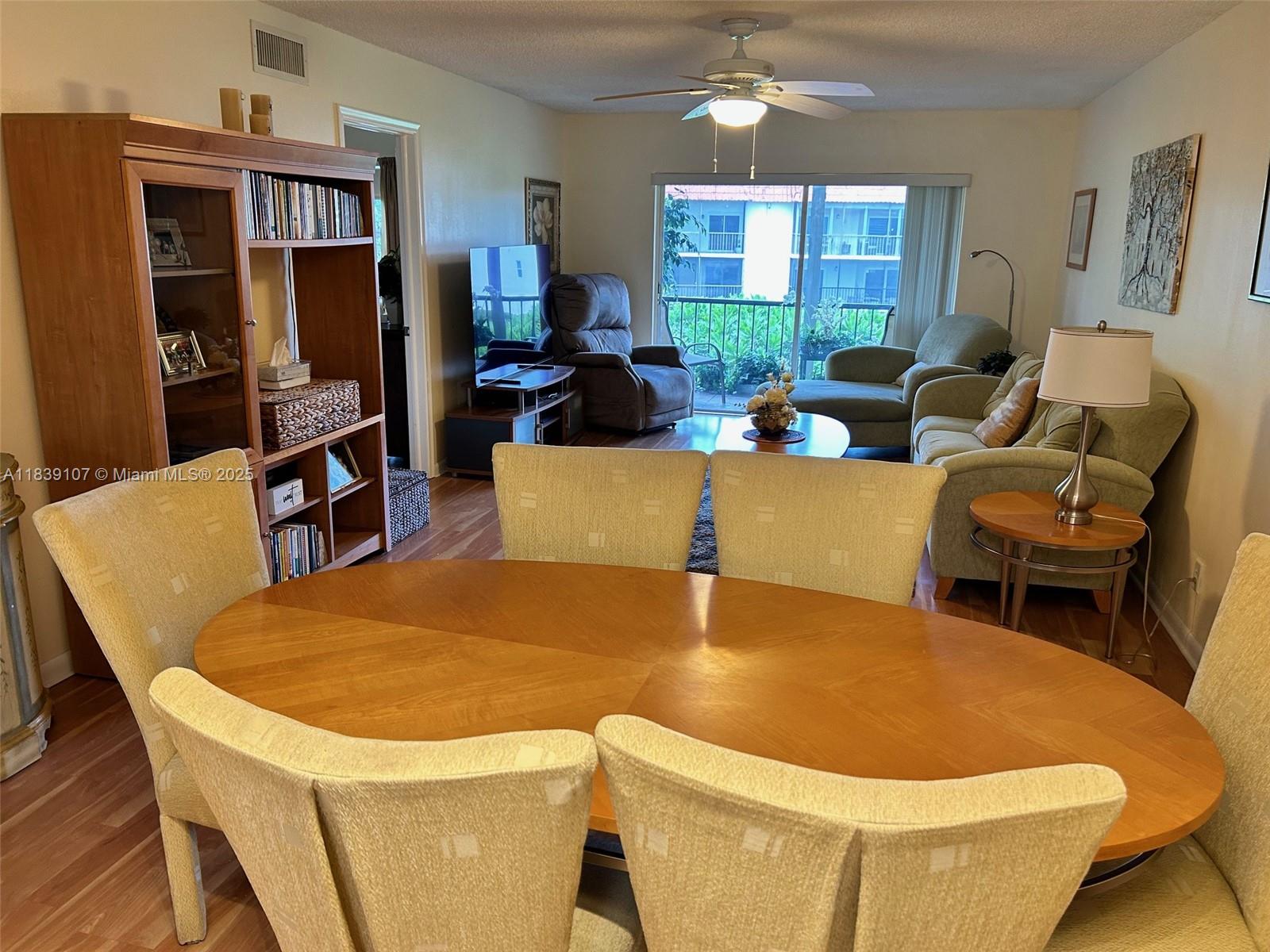 HOLLYBROOK GOLF - Residential