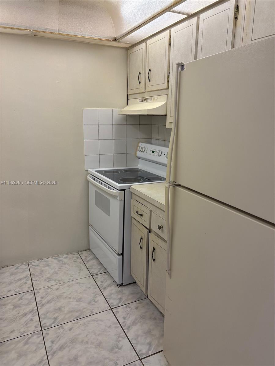 SEVILLA PLAZA CONDO - Residential Lease