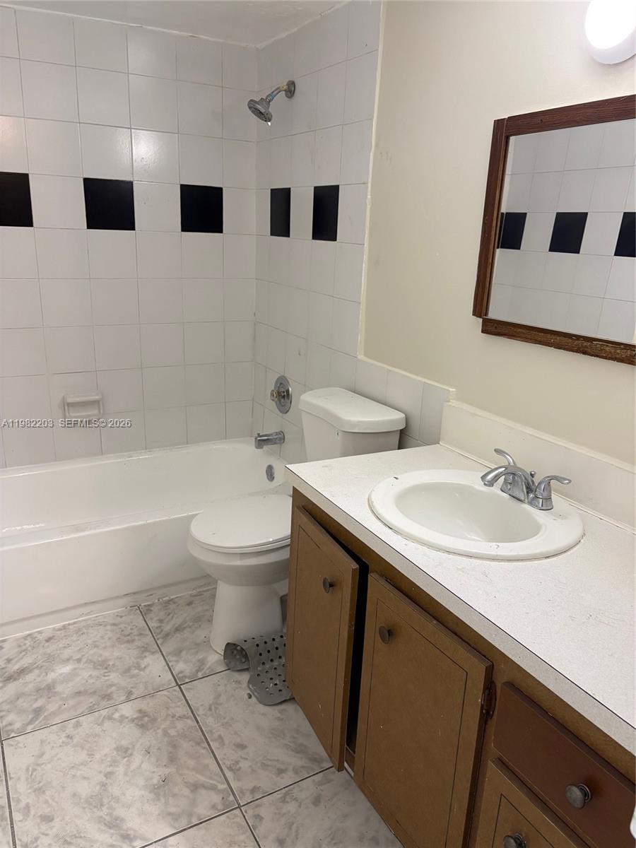 SEVILLA PLAZA CONDO - Residential Lease