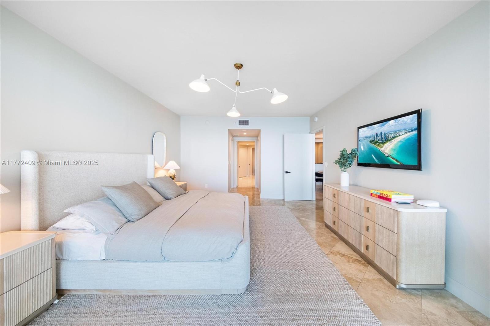 JADE RESIDENCES AT BRICKE - Residential