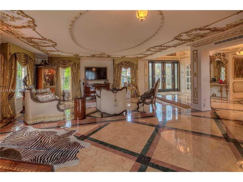 EASTERN SHORES 1ST ADDN - Residential
