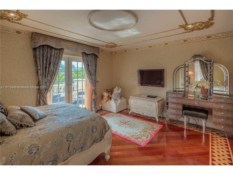 EASTERN SHORES 1ST ADDN - Residential