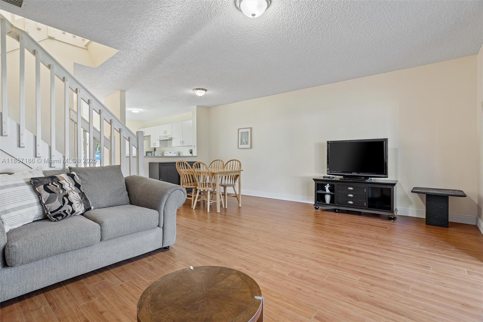 CHAPEL TRAIL II - Residential