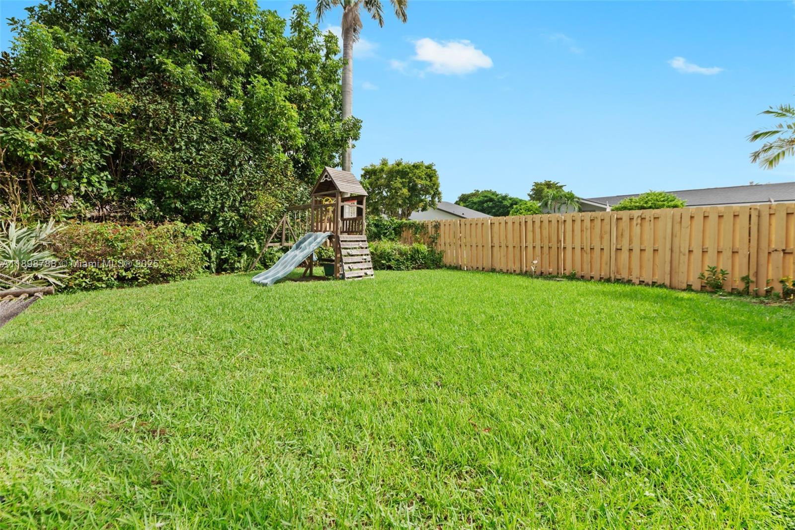 SABAL CHASE SEC FOUR - Residential