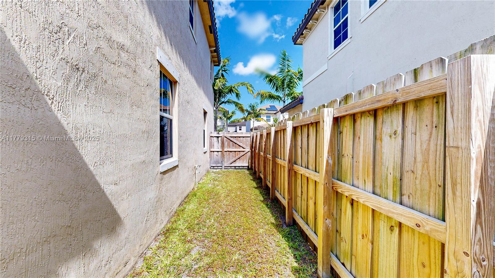 SUMMERVILLE VILLAS - Residential