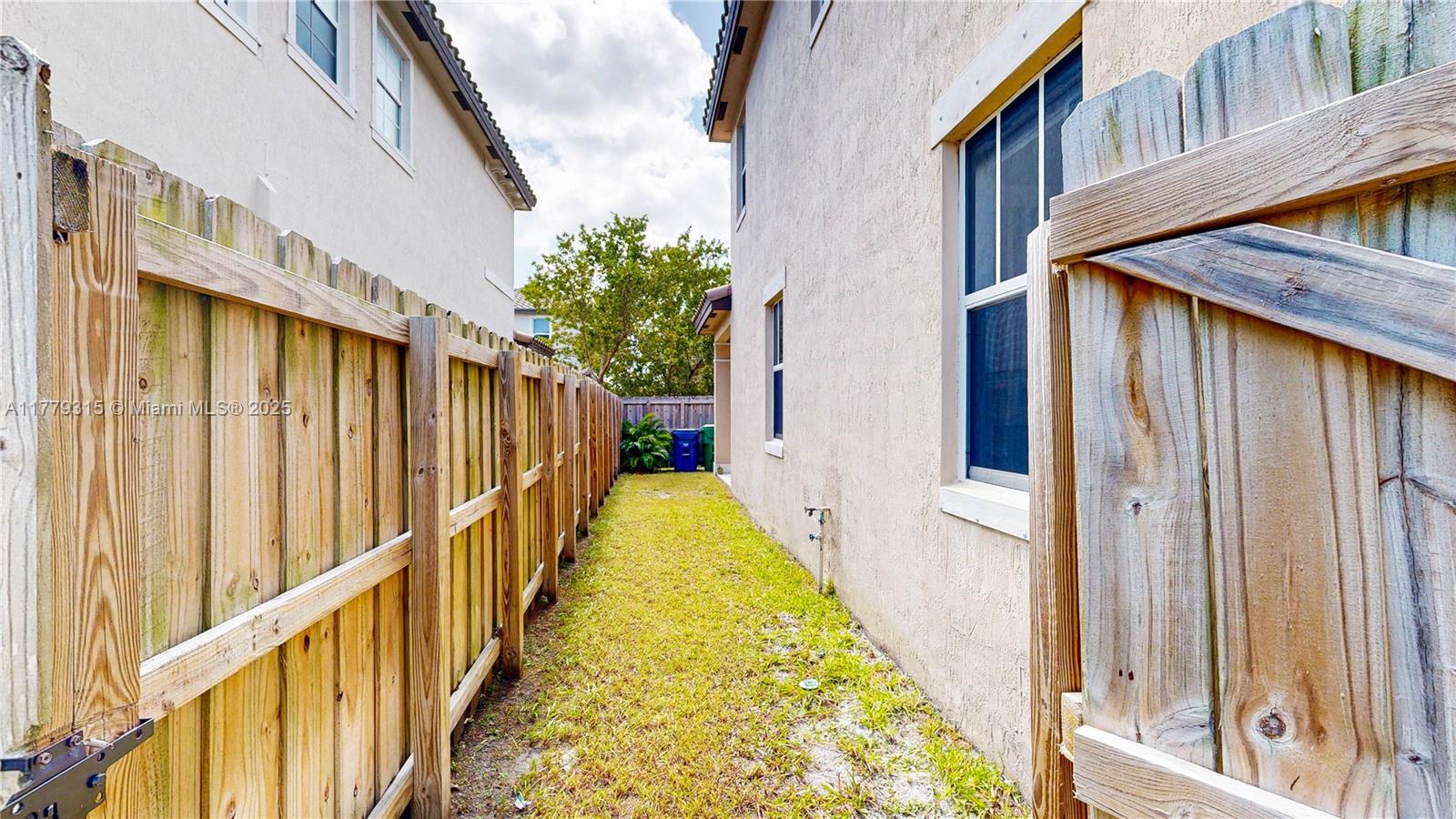SUMMERVILLE VILLAS - Residential
