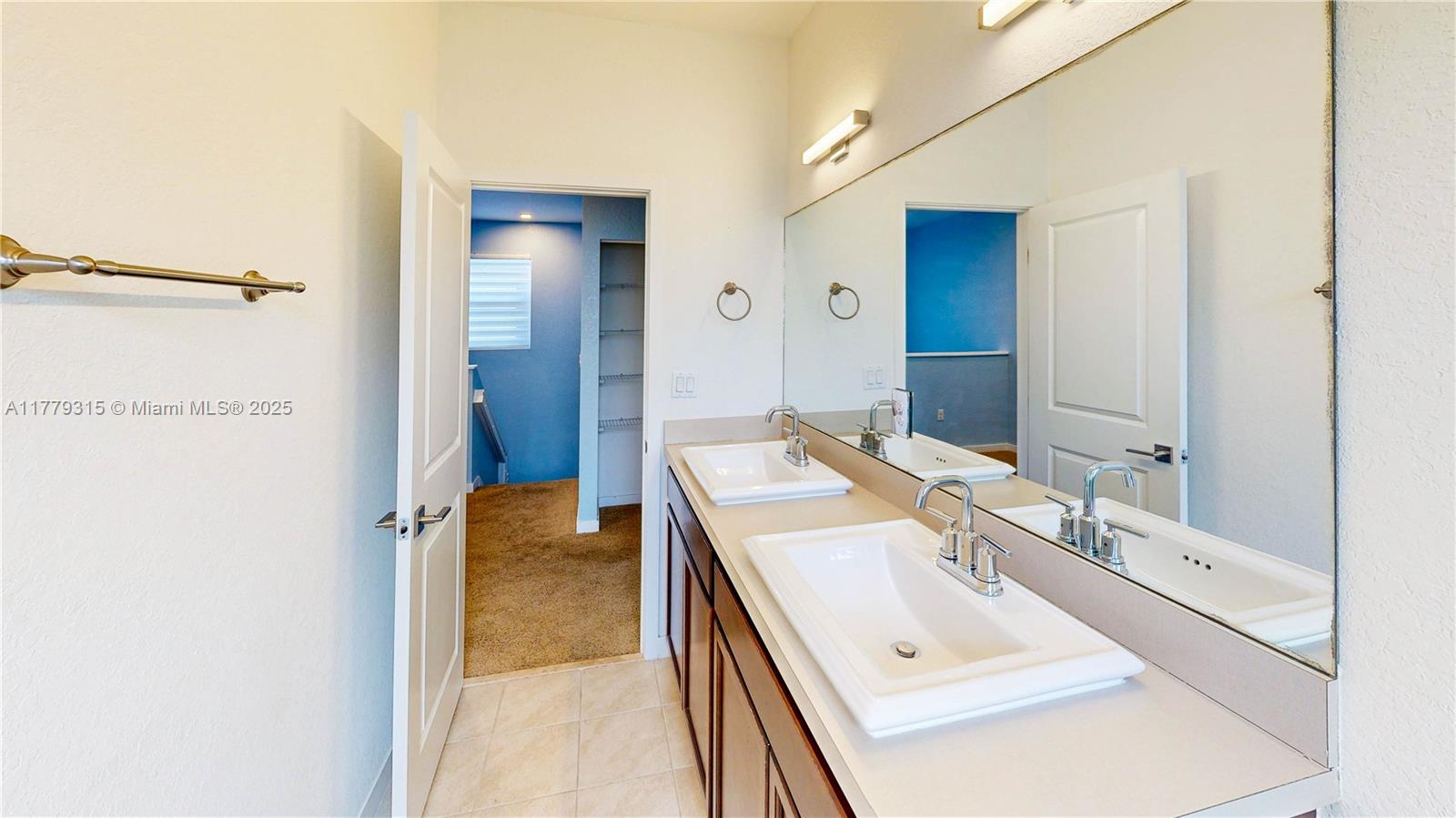 SUMMERVILLE VILLAS - Residential