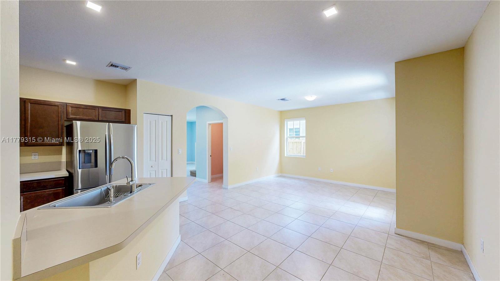 SUMMERVILLE VILLAS - Residential