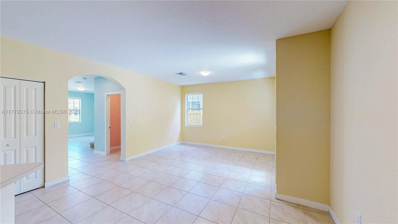 SUMMERVILLE VILLAS - Residential