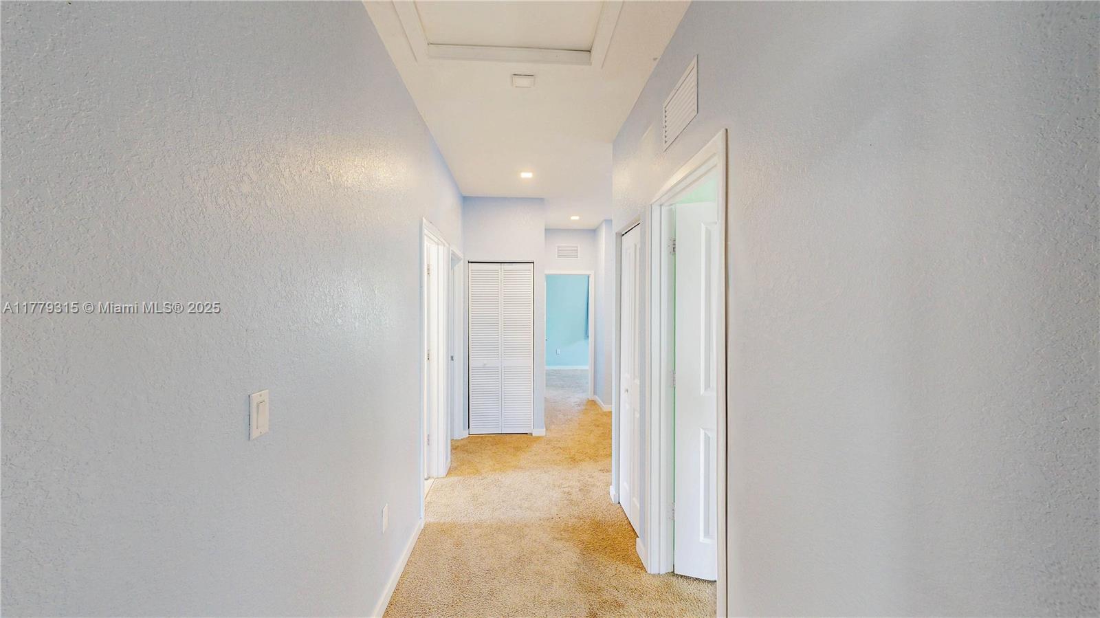SUMMERVILLE VILLAS - Residential