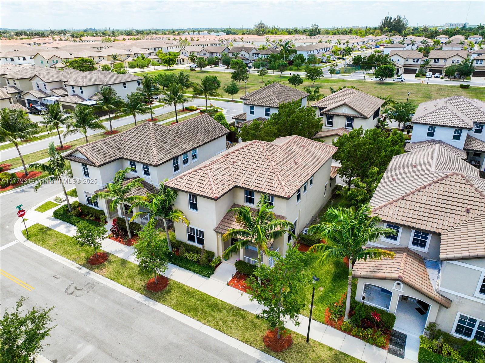 SUMMERVILLE VILLAS - Residential
