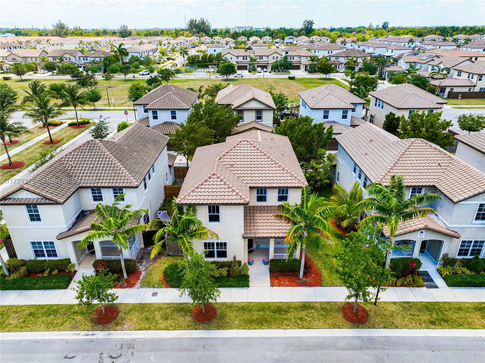 SUMMERVILLE VILLAS - Residential