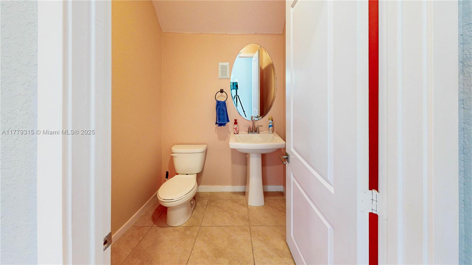 SUMMERVILLE VILLAS - Residential