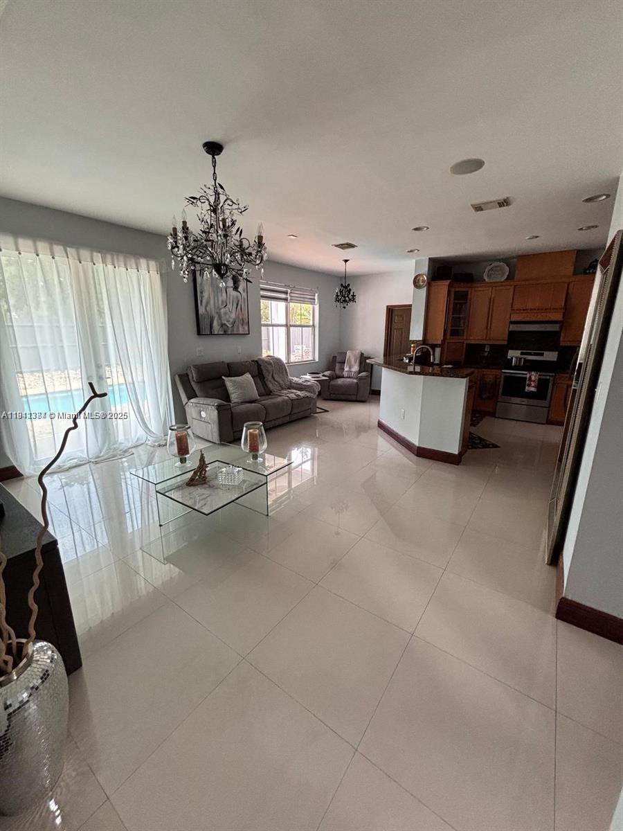 COUNTRYSIDE - Residential