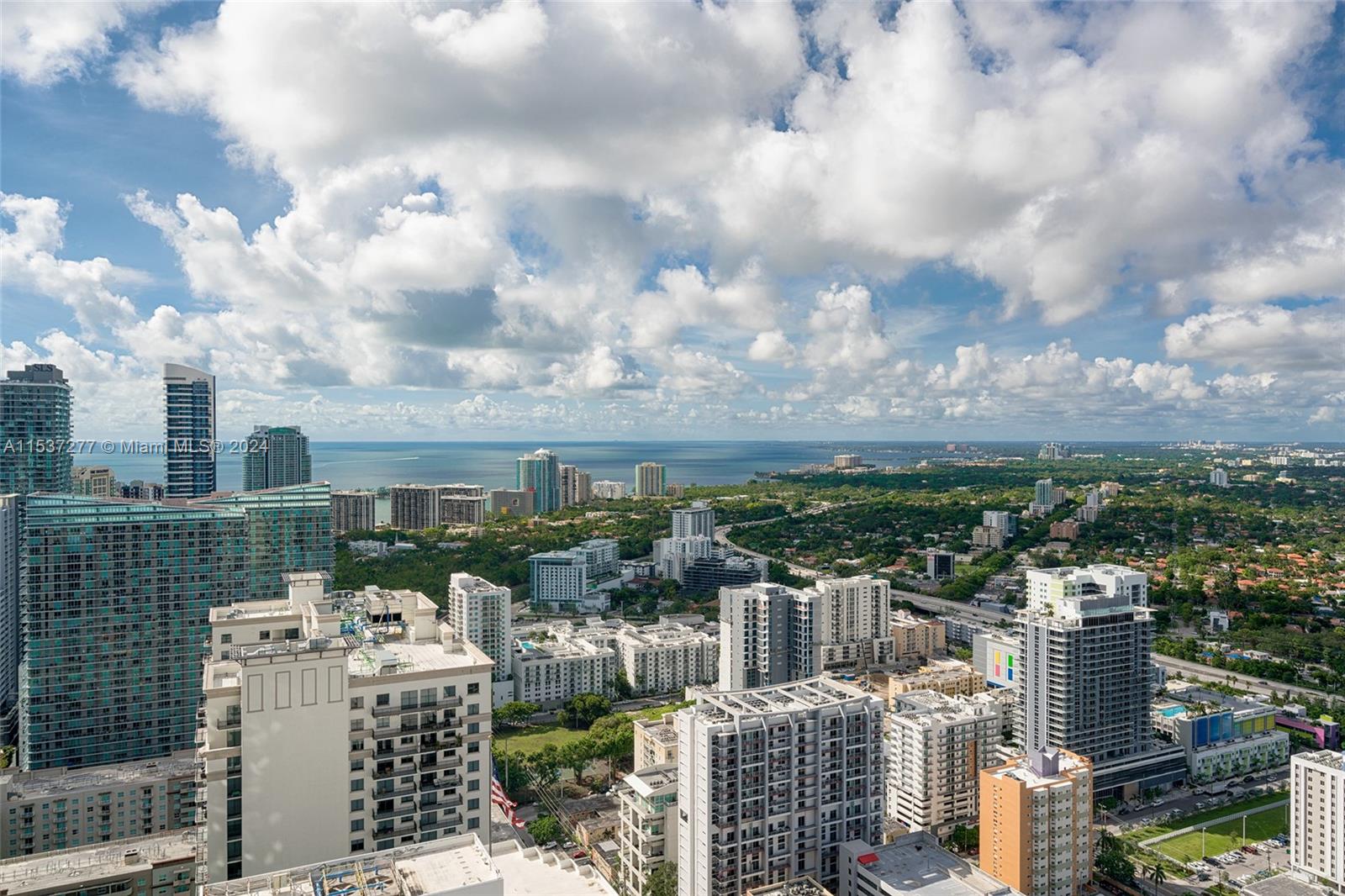 RISE BRICKELL CITY CENTRE - Residential