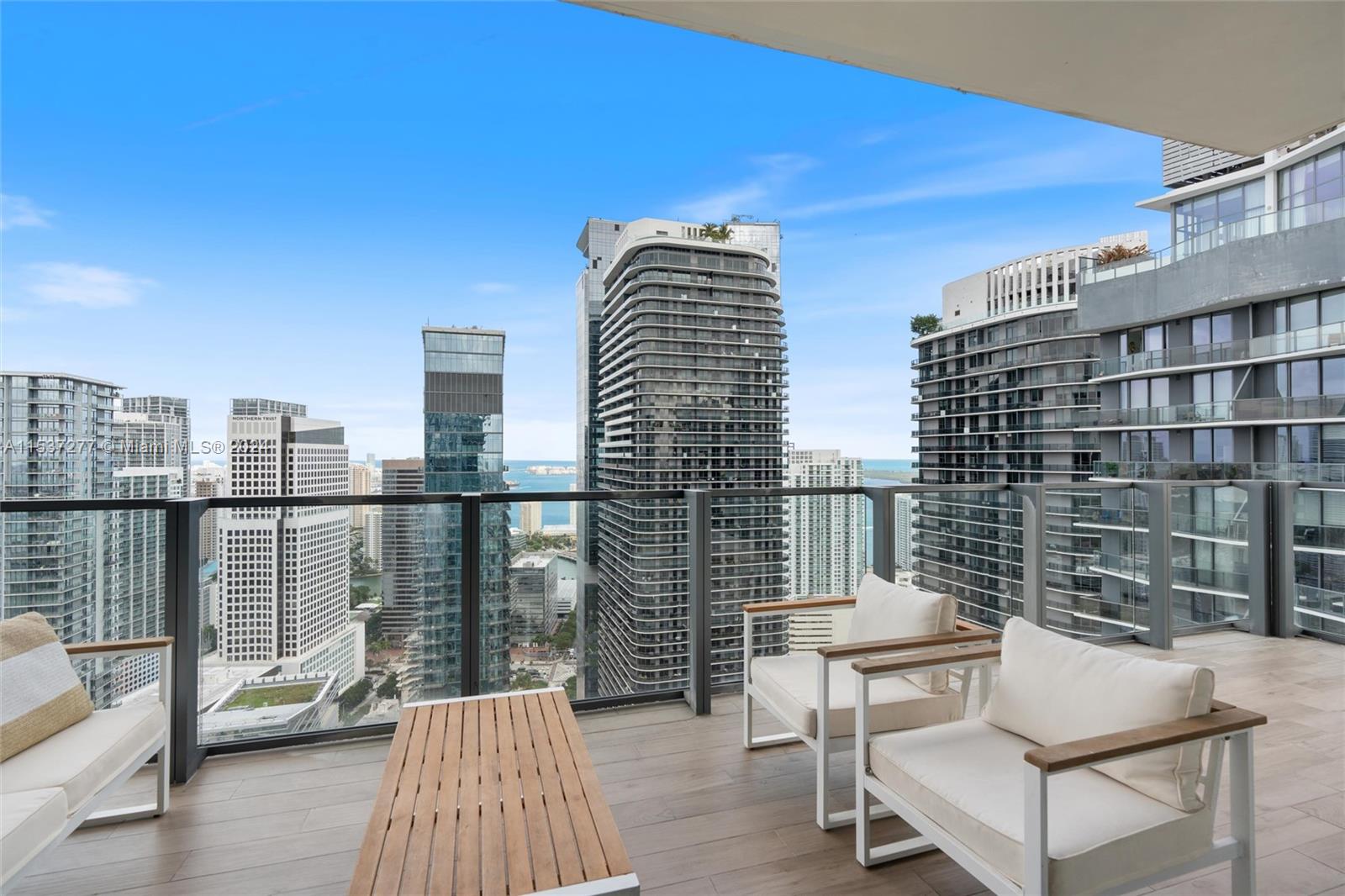 RISE BRICKELL CITY CENTRE - Residential