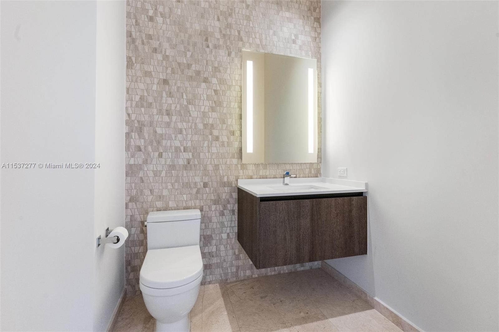 RISE BRICKELL CITY CENTRE - Residential