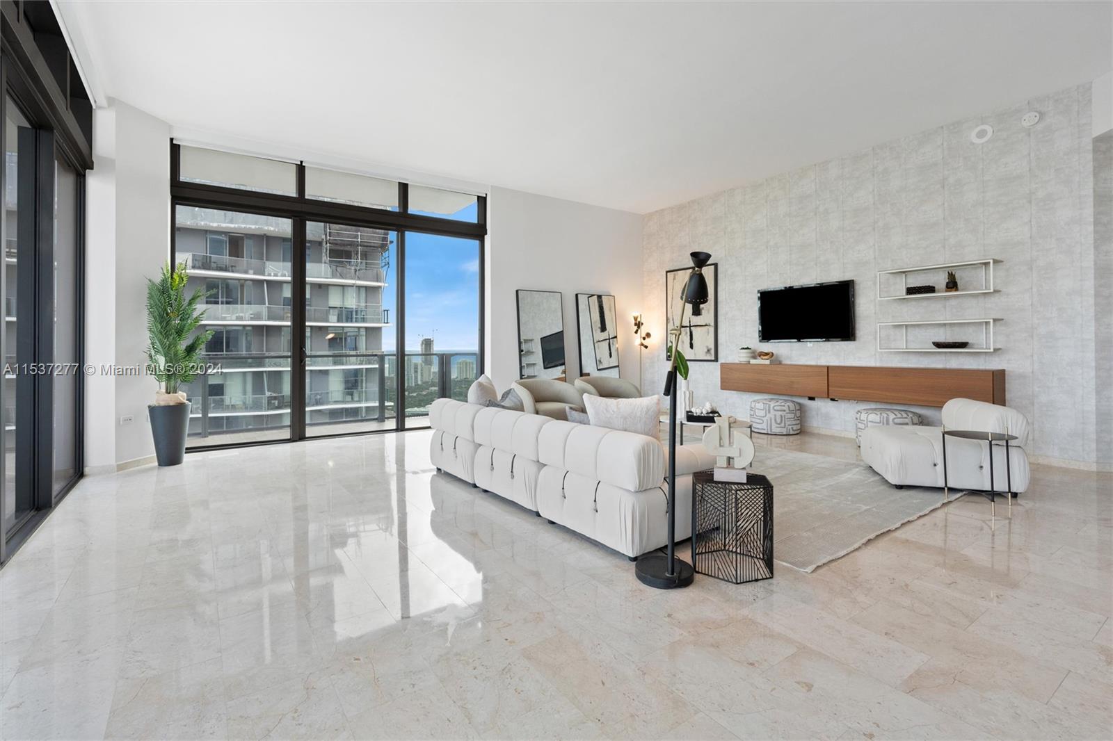 RISE BRICKELL CITY CENTRE - Residential