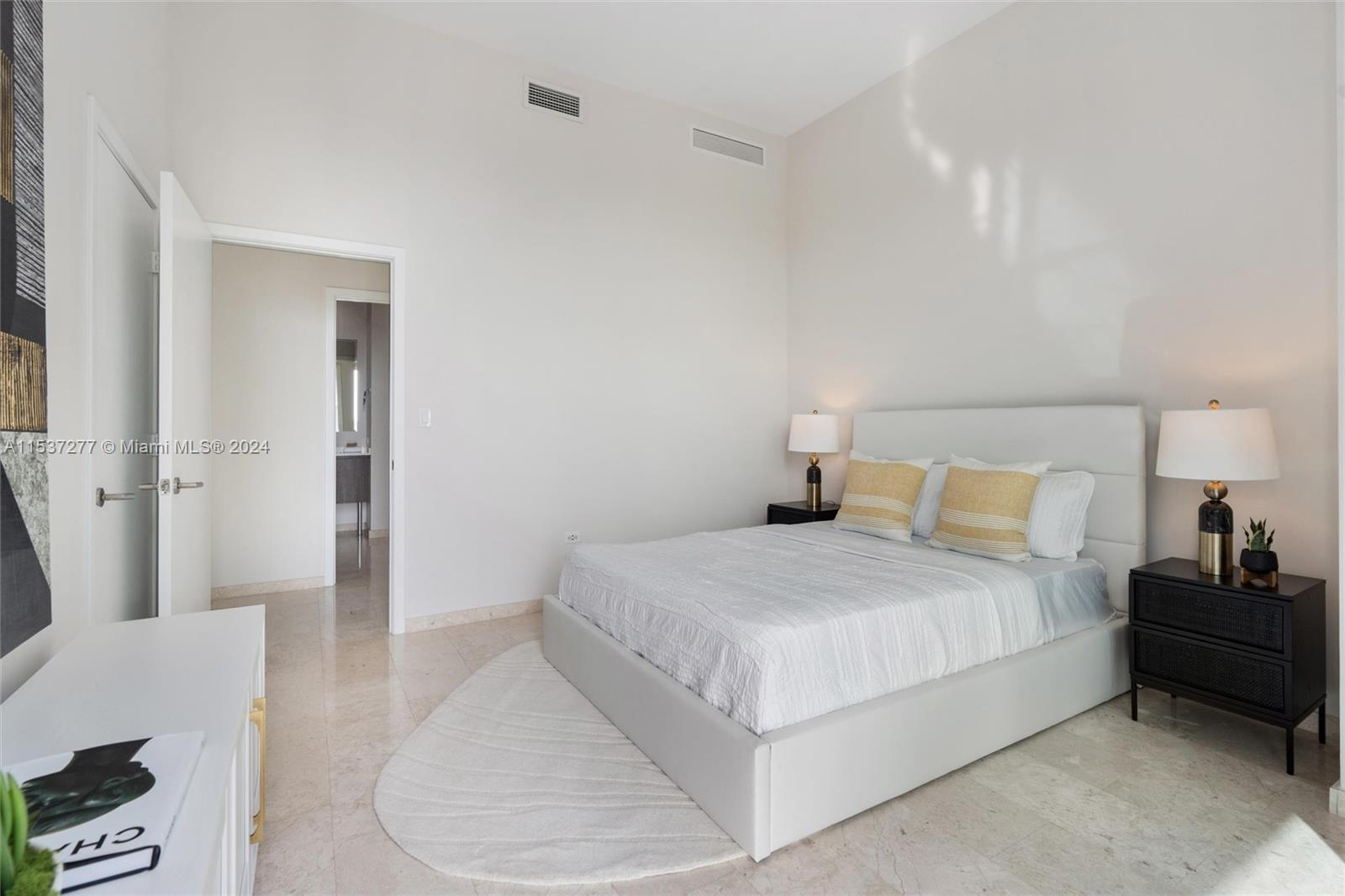 RISE BRICKELL CITY CENTRE - Residential