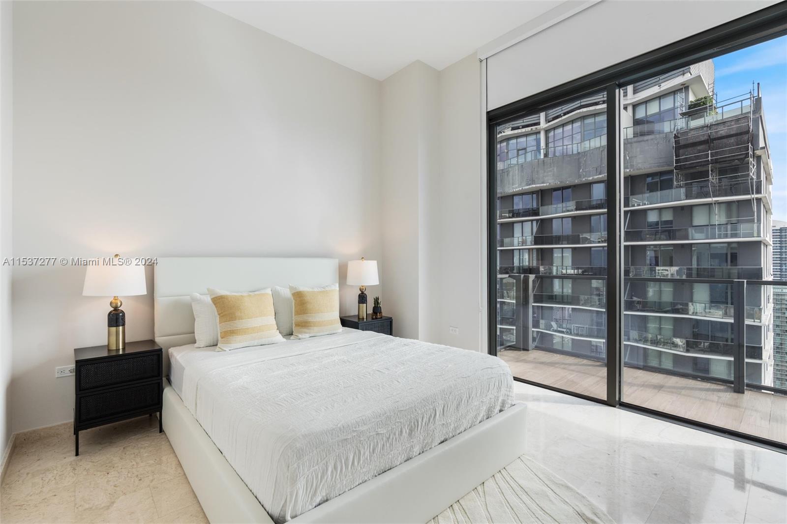 RISE BRICKELL CITY CENTRE - Residential