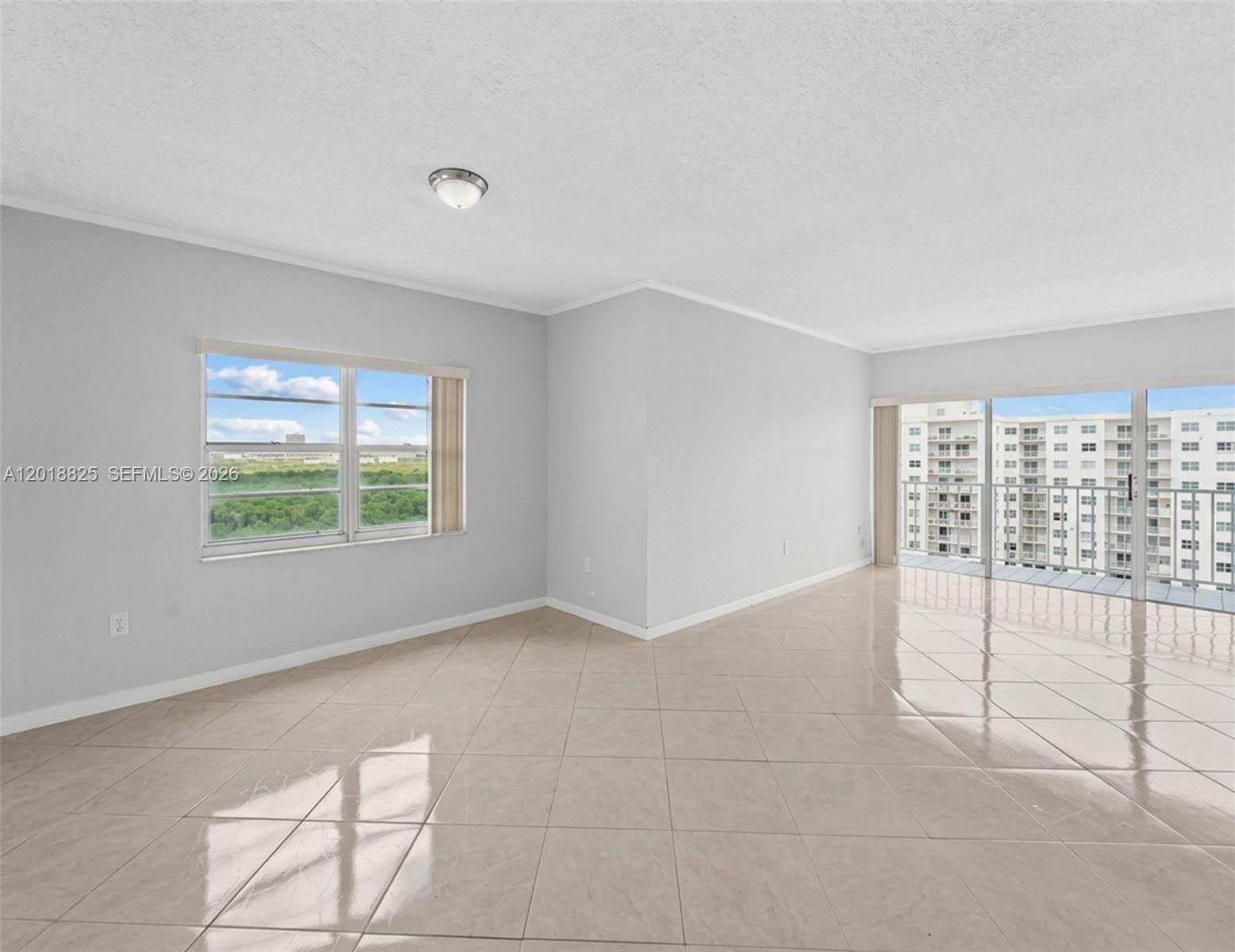 ARLEN HOUSE WEST CONDO - Residential