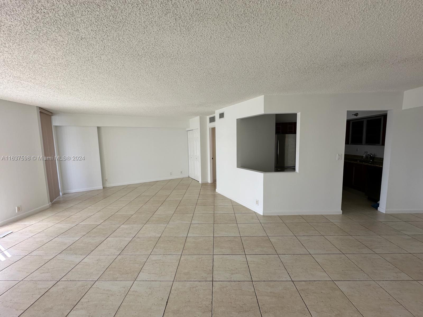 Property for Sale at 3300 Ne 191st St 515, Aventura, Miami-Dade County, Florida - Bedrooms: 1 
Bathrooms: 2  - $380,000
