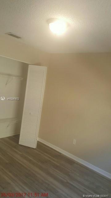 LAURELS AT SHERWOOD CONDO - Residential Lease